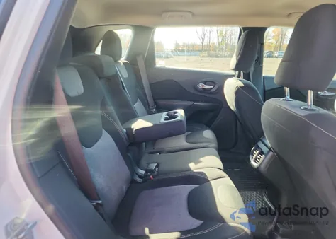 2016 Jeep Cherokee Sport z USA, uszkodzony, nr VIN 1C4PJMAS2GW255095